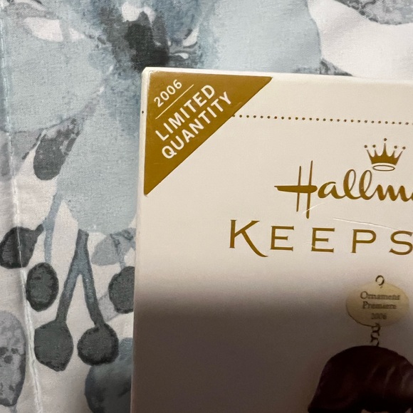 Hallmark Mary’s Angels Ornaments Collector’s Series 2006 special edition - Picture 2 of 6